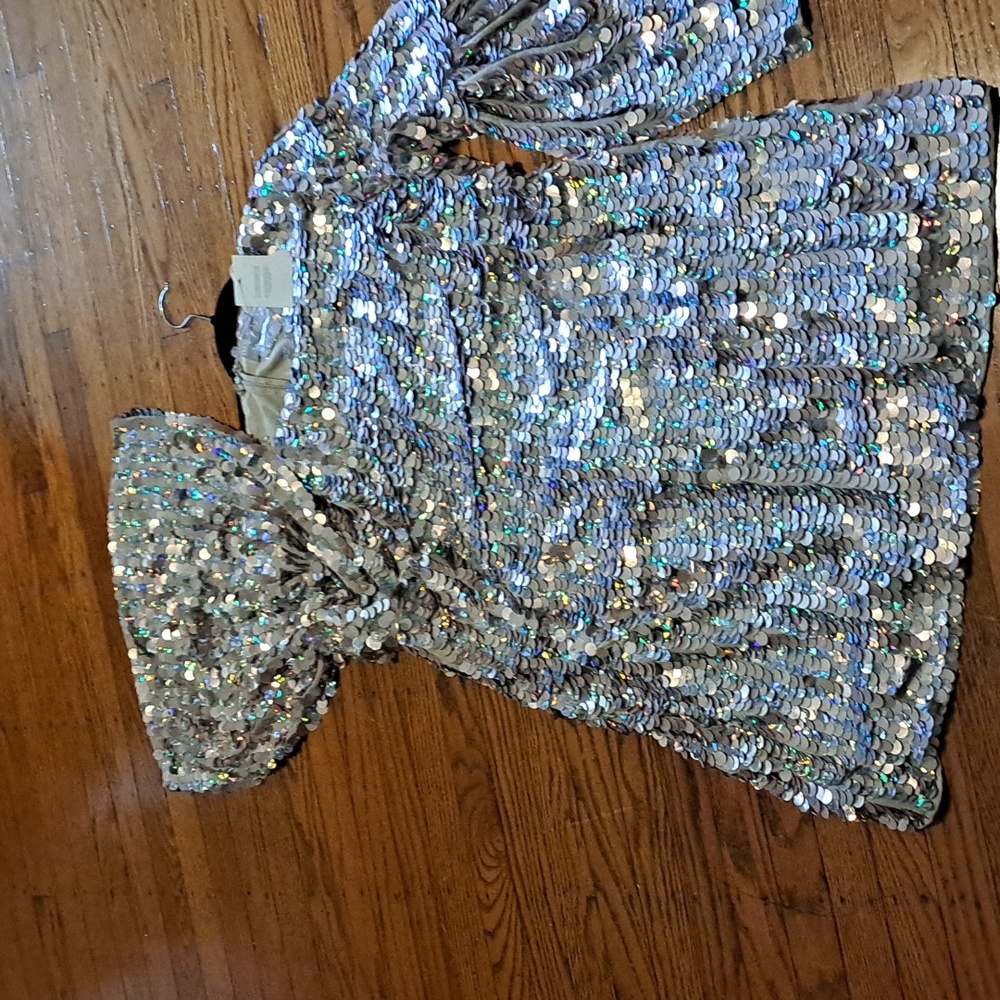 Sequin mini dress size 14 irridescent flared sleeves - Picture 3 of 3